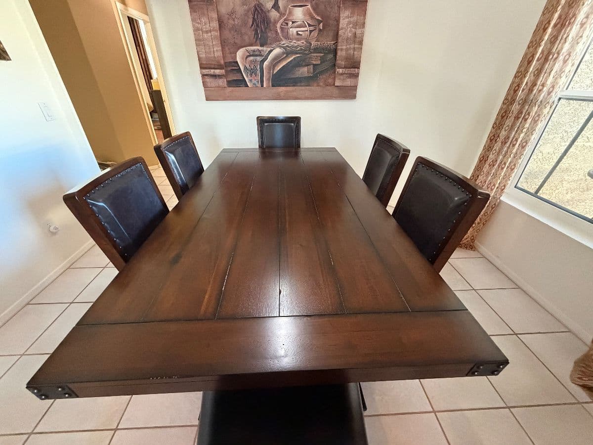 Beautiful Spotless Surprise Coyote Lakes Estate Sale by Radiant Estate Sales photo 11