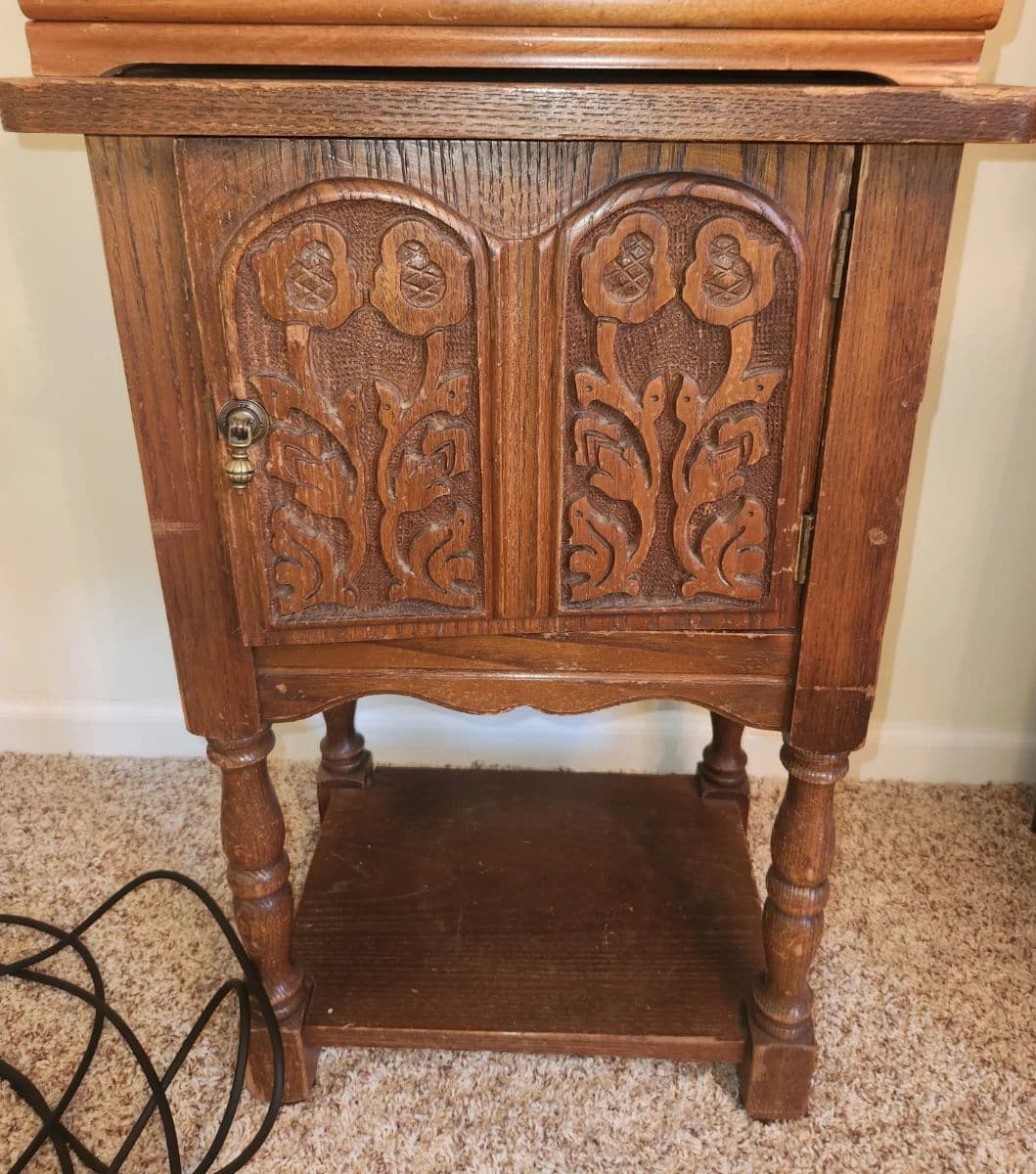 Blue Moon Sylvania Sales Event! Large Condo With Great Items And Selections! photo 4