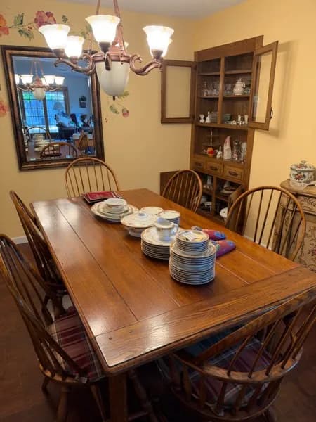 Charming Rosevillle Estate photo 1