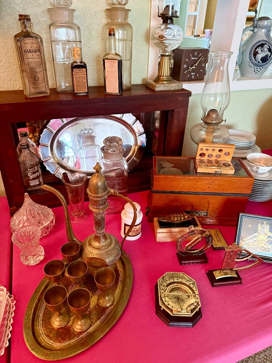 Spectacular Sacramento Estate Sale! photo 1