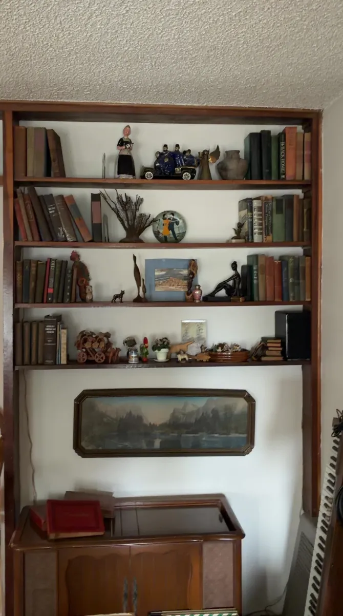 Long Beach Estate Sale by SoCal Home Clear Outs photo 1