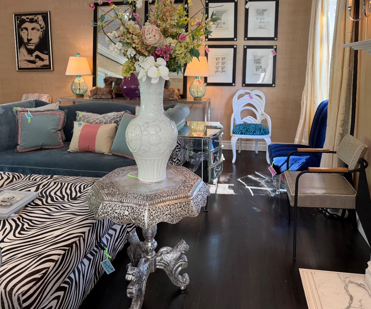 Hollywood Glamour in The Flats of Beverly Hills photo 1