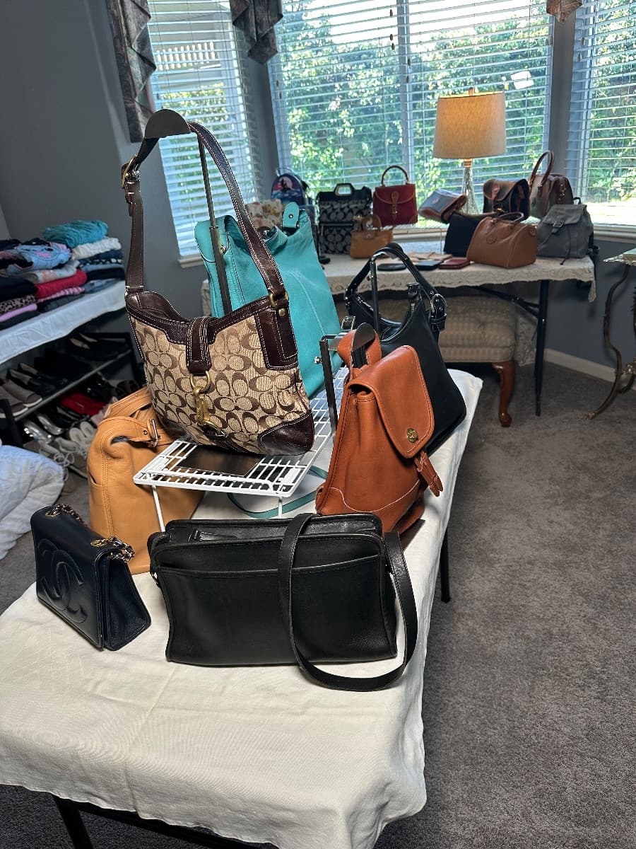 Treasure Hunter’s Delight! Vintage & Y2K Coach Bags, Quality Furniture, Fine China, Gorgeous Artwork, Jewelry, Leather Coats & Unexpected Finds! photo 1