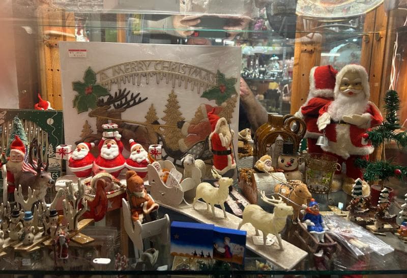 Visit the vintage and antique Christmas shop located at Niles Antiques photo 1