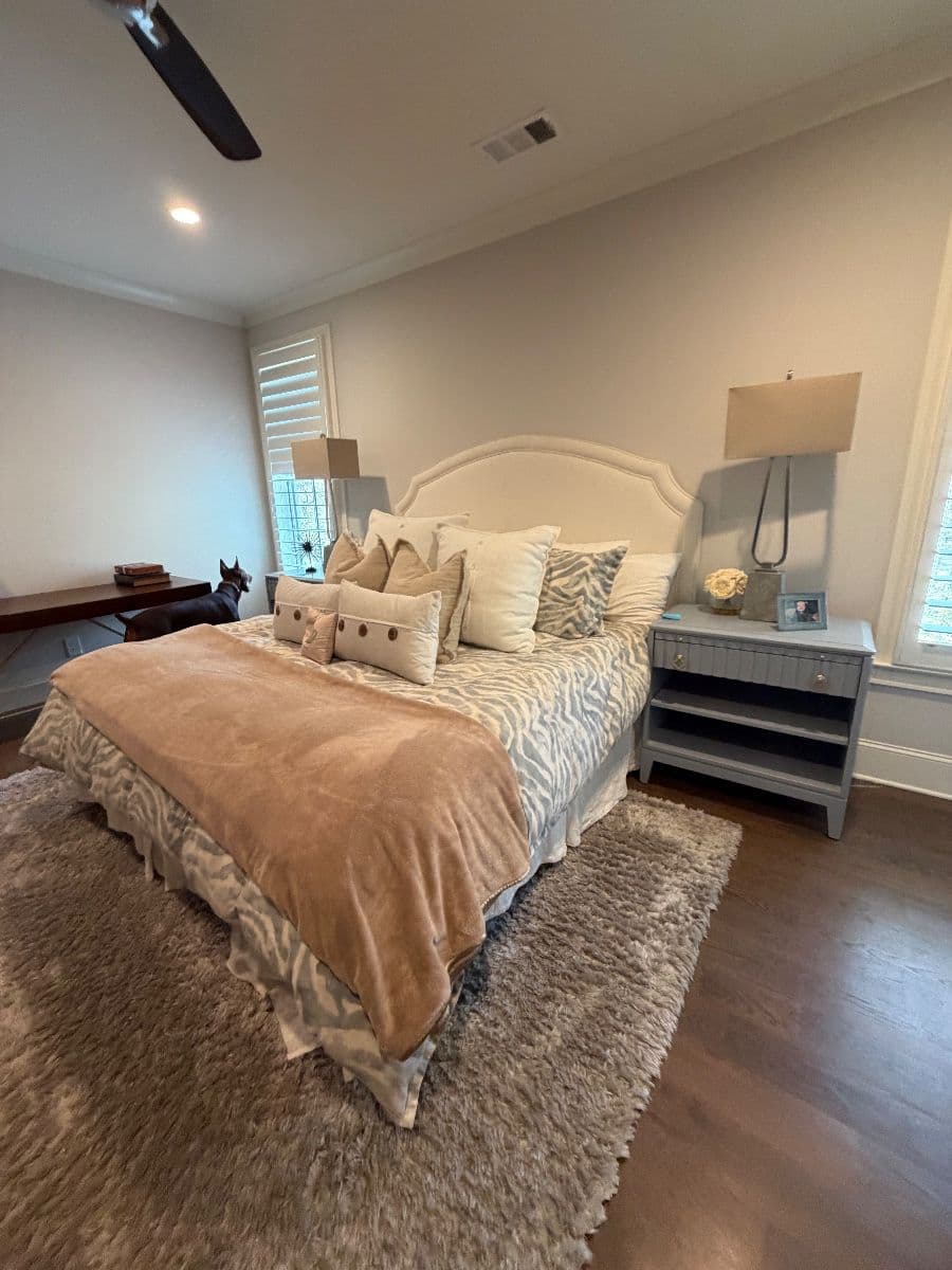 Stunning $4.1mm Certified Estate Sale photo 8