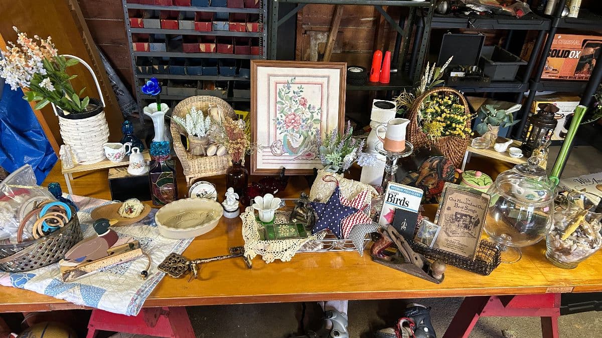 Ultimate treasure hunt vintage and downsizing Sale!! photo 10