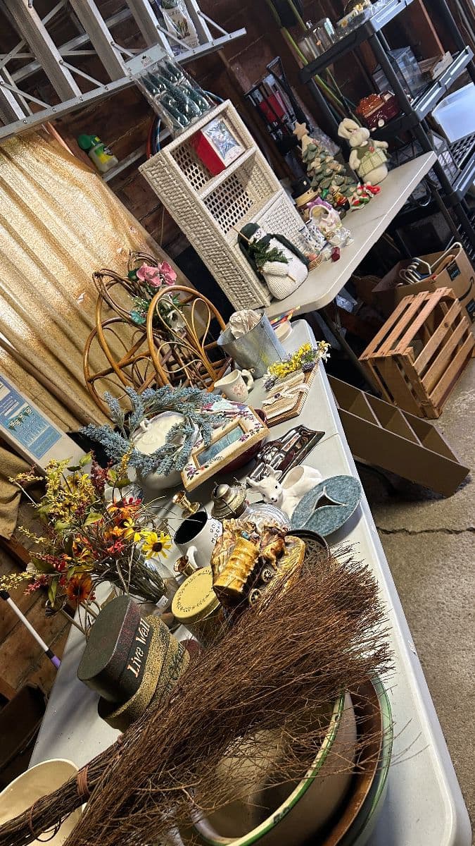 Ultimate treasure hunt vintage and downsizing Sale!! photo 8