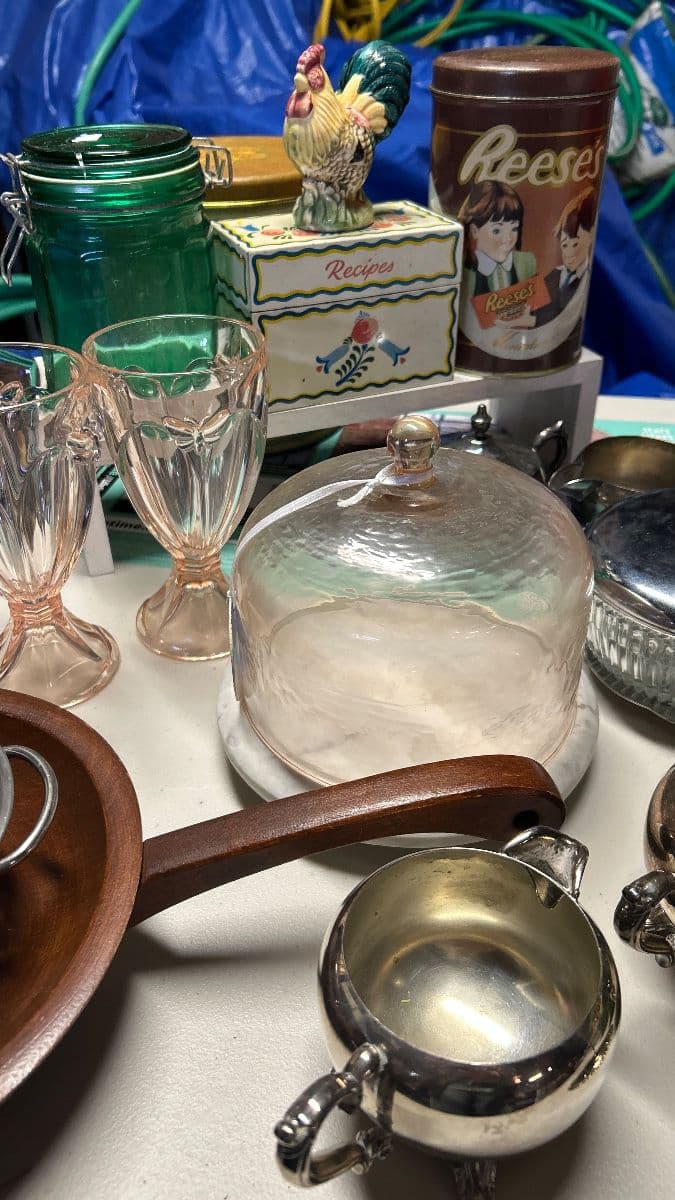 Ultimate treasure hunt vintage and downsizing Sale!! photo 5
