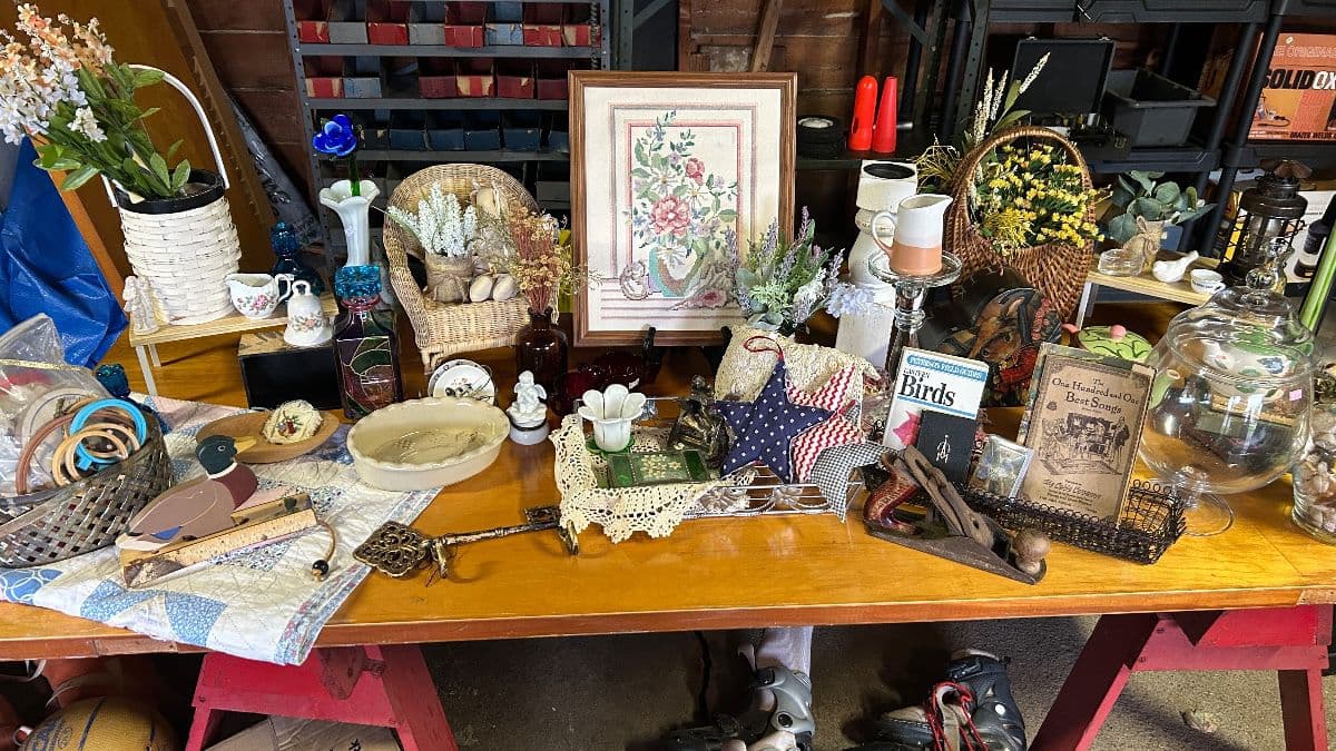 Ultimate treasure hunt vintage and downsizing Sale!! photo 11