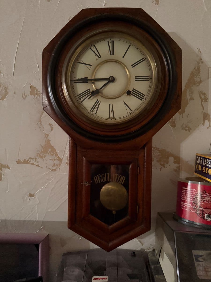 ROSWELL TIMEPIECE photo 6