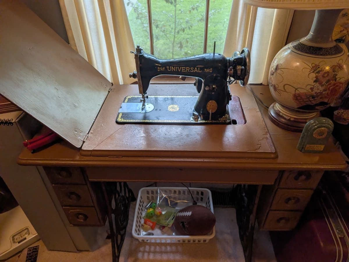 Maple Street Estate Sales: 25% off Friday - Chamblee Estate Sale photo 11