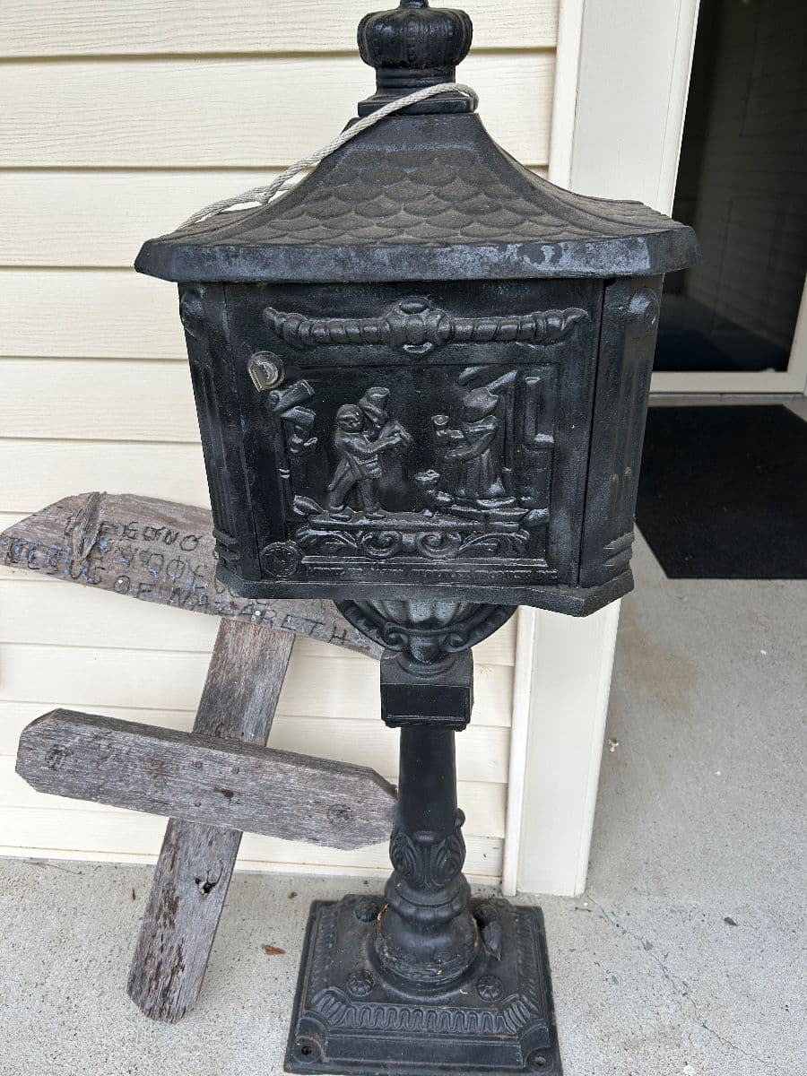Grasons of Nashville - One-of-a-Kind Estate Sale Featuring Holy Land Treasures & Handmade Furniture photo 5