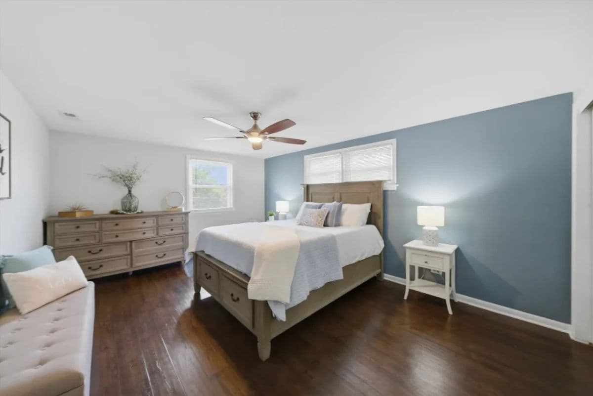 CHICAGO ESTATE SALE- Galewood photo 1