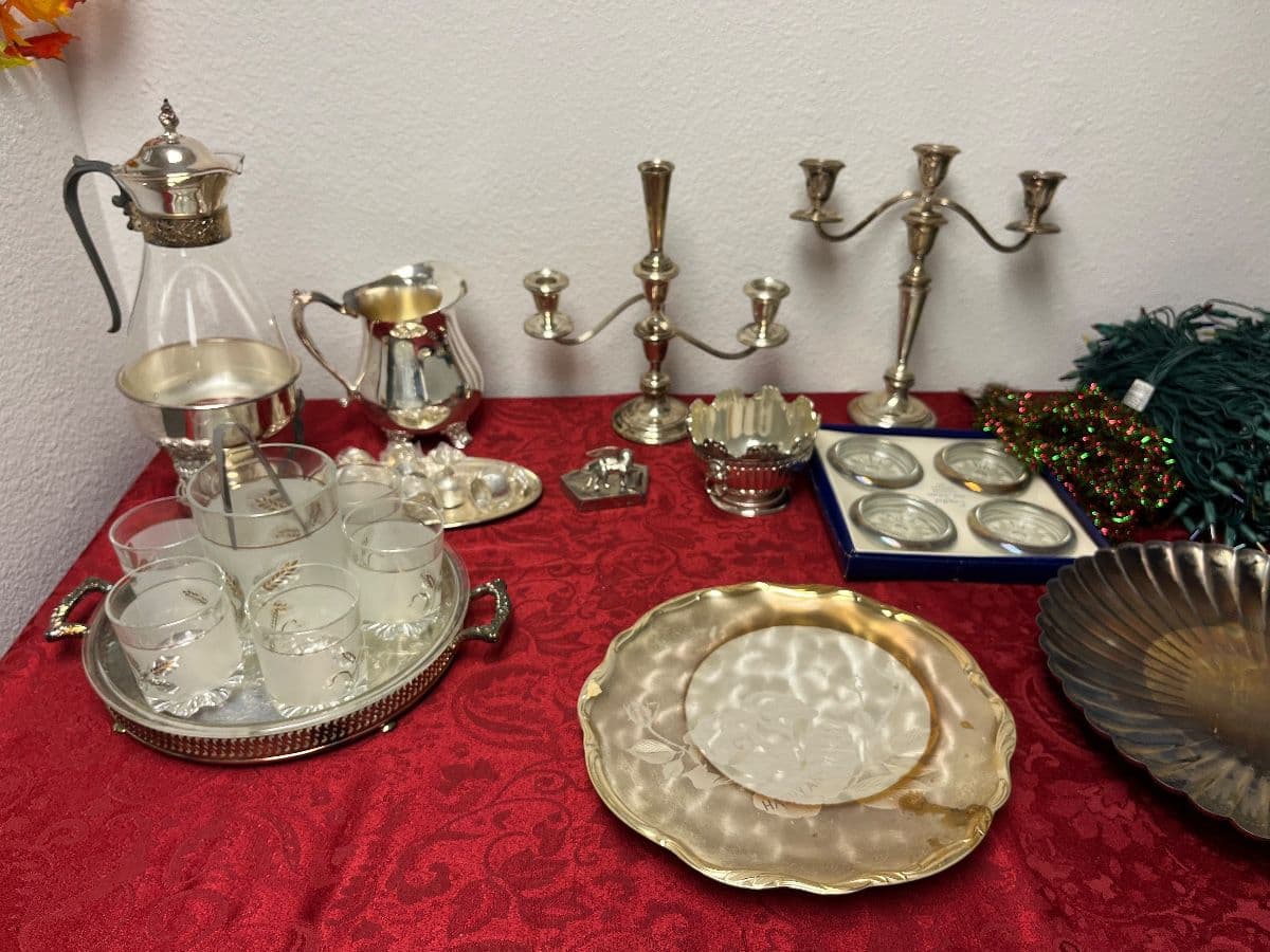 Nice New Hope Estate Sale photo 1