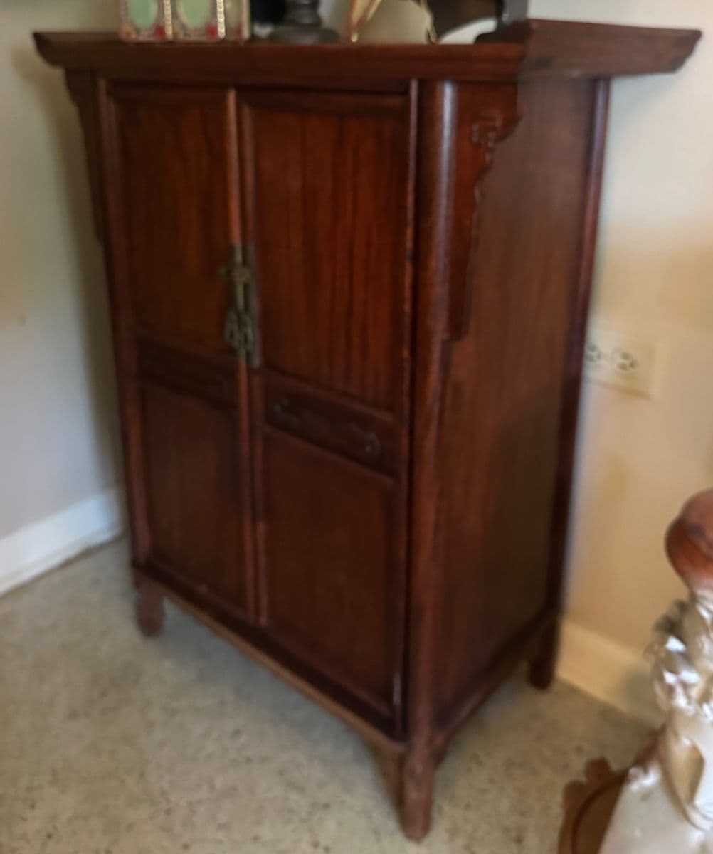 CLASSIC TO PRACTICAL MOVING SALE photo 6