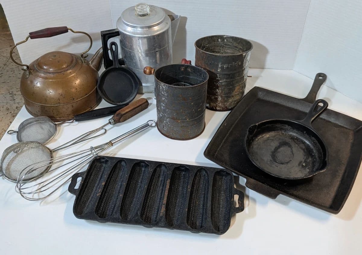 Vintage Decor, Tools, Furniture, Sports Collectibles & Household Auction photo 2
