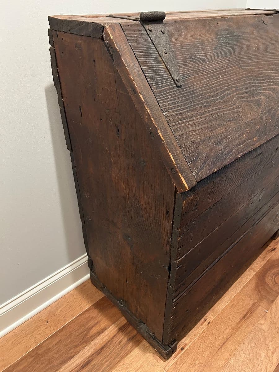 Bellevue Downsizing Sale photo 4
