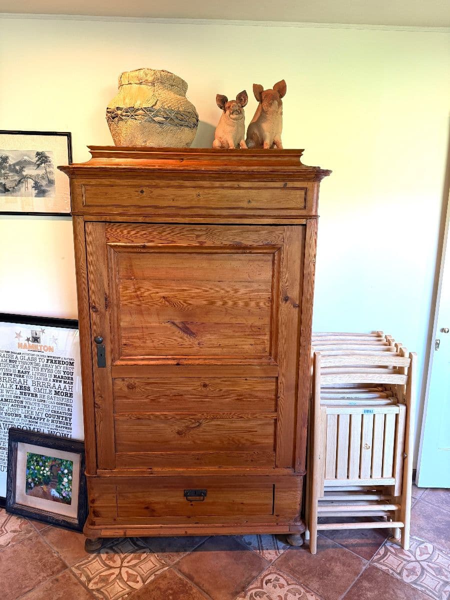 50% off Most on Sun--Cozy Cottage Estate Sale, Hollywood Heights- Presented by Grasons photo 3