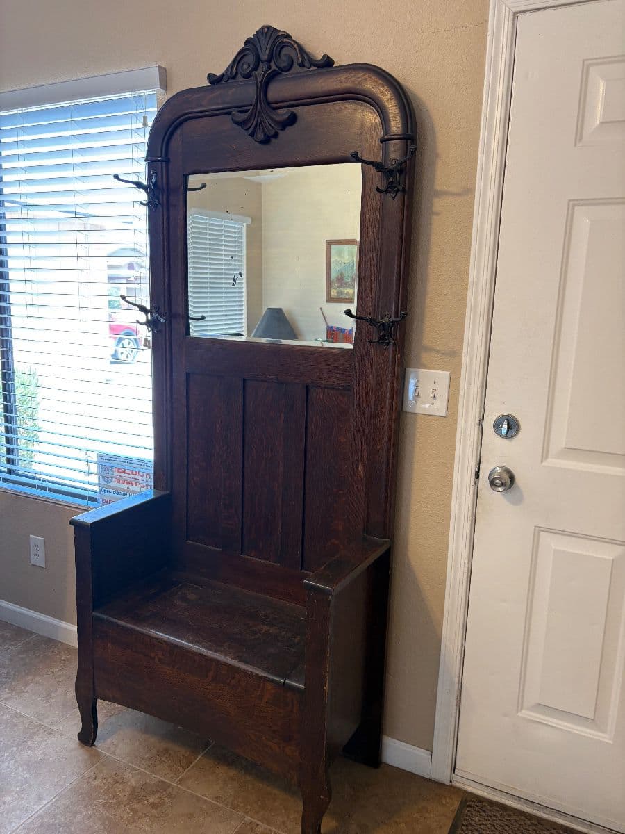 North Phoenix Spectacular Sale! Featuring Tons of Antiques, Kitchen, Vinyl, & Much, Much More! photo 5