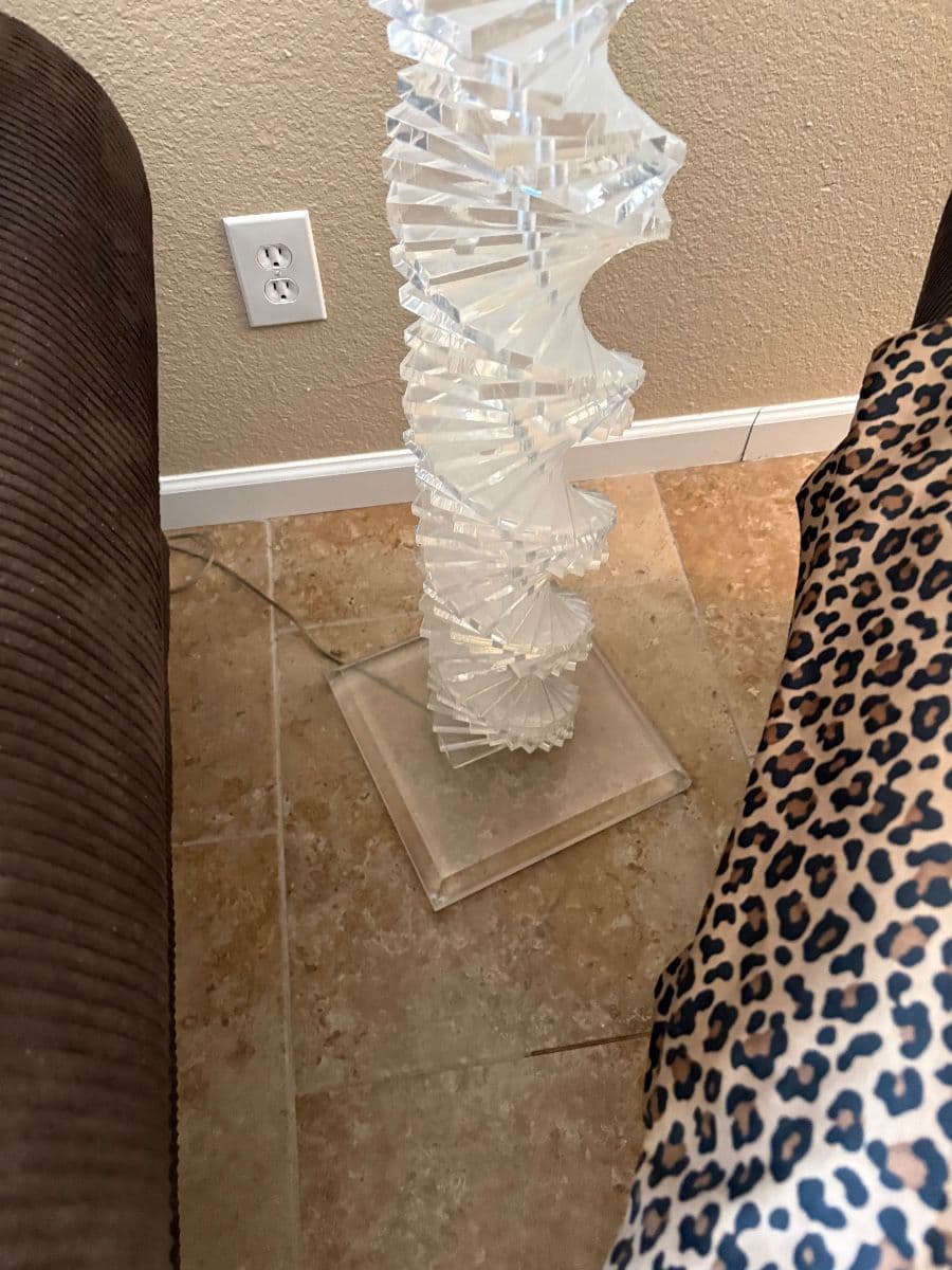 North Phoenix Spectacular Sale! Featuring Tons of Antiques, Kitchen, Vinyl, & Much, Much More! photo 8