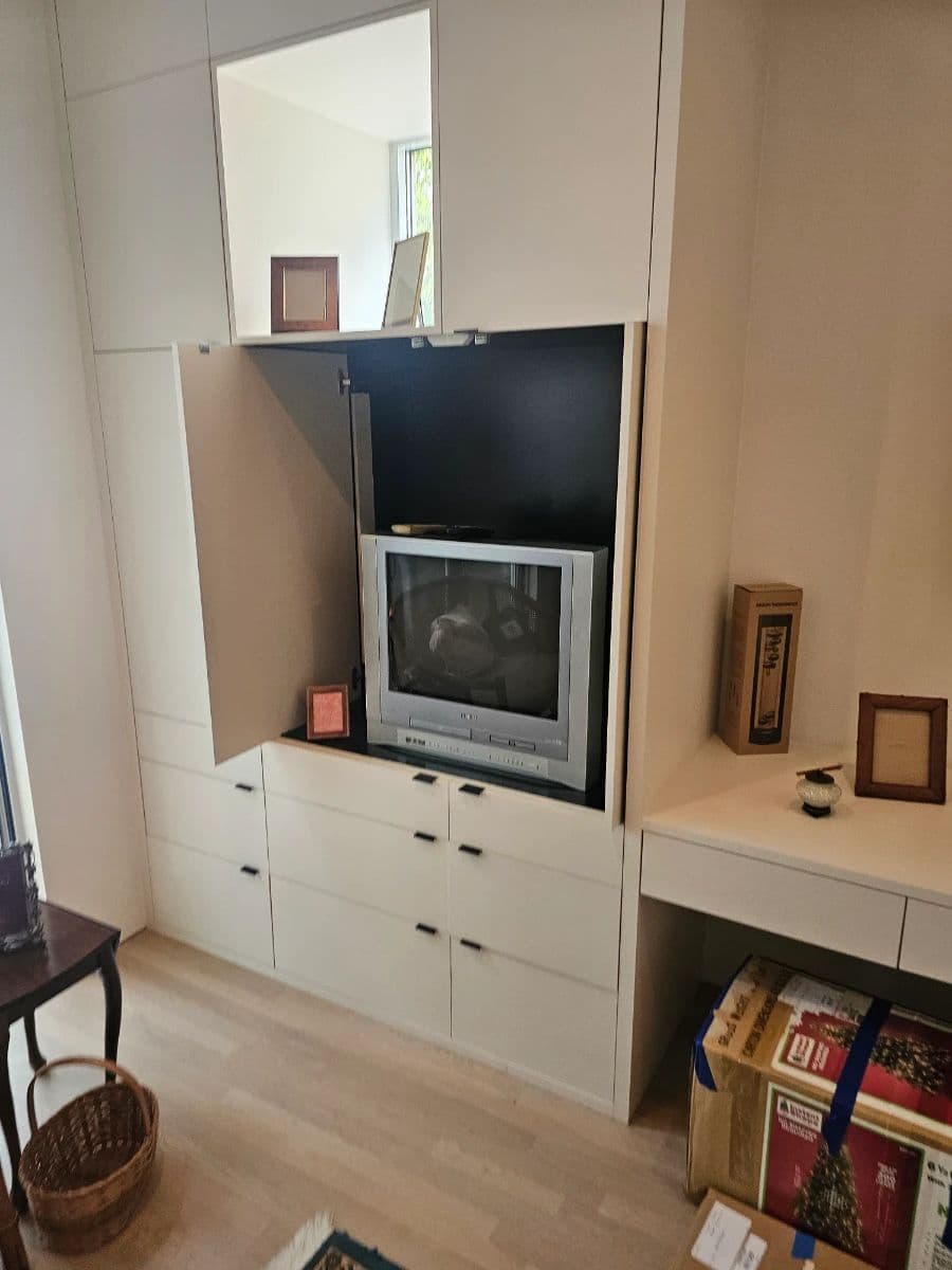 A TALE OF OLD VIRGINNY ANTIQUE FURNITURE ELEGANCE ESTATE SALE BY ALAMO AZTEK ESTATE SALES DFW photo 6