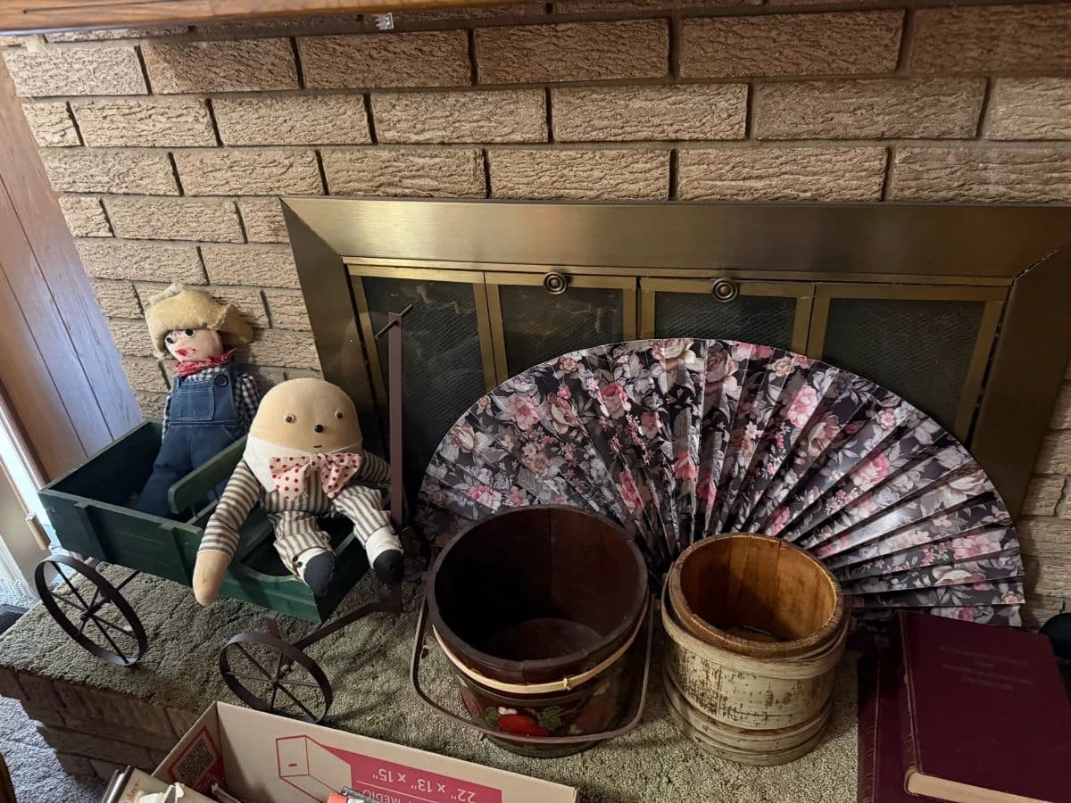 Estate Sale photo 11