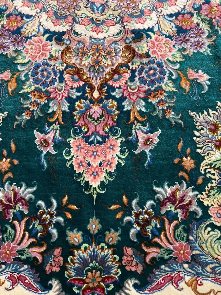 1000 Persian Handmade Rug Sales photo 4