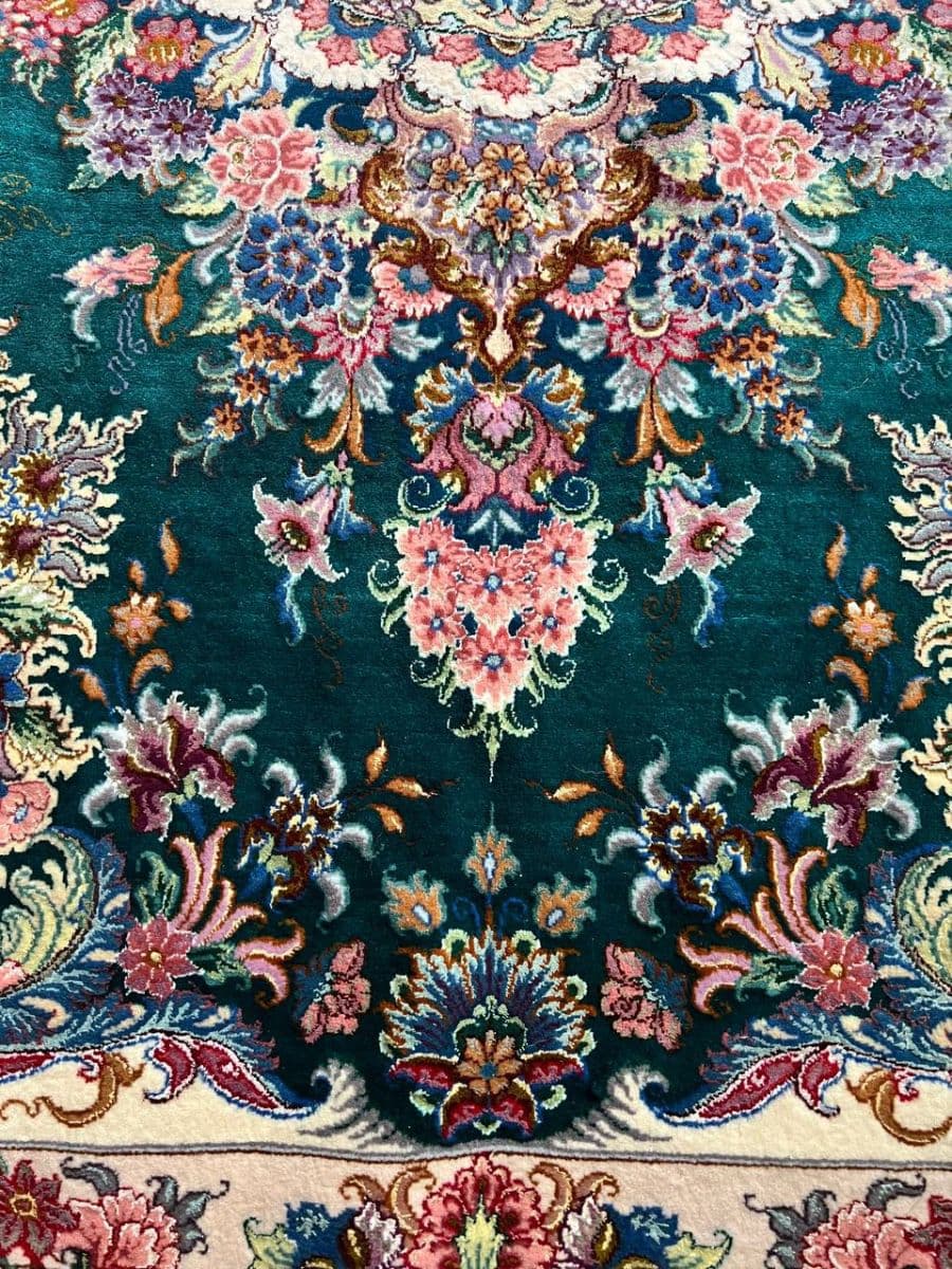 1000 Persian Handmade Rug Sales photo 6
