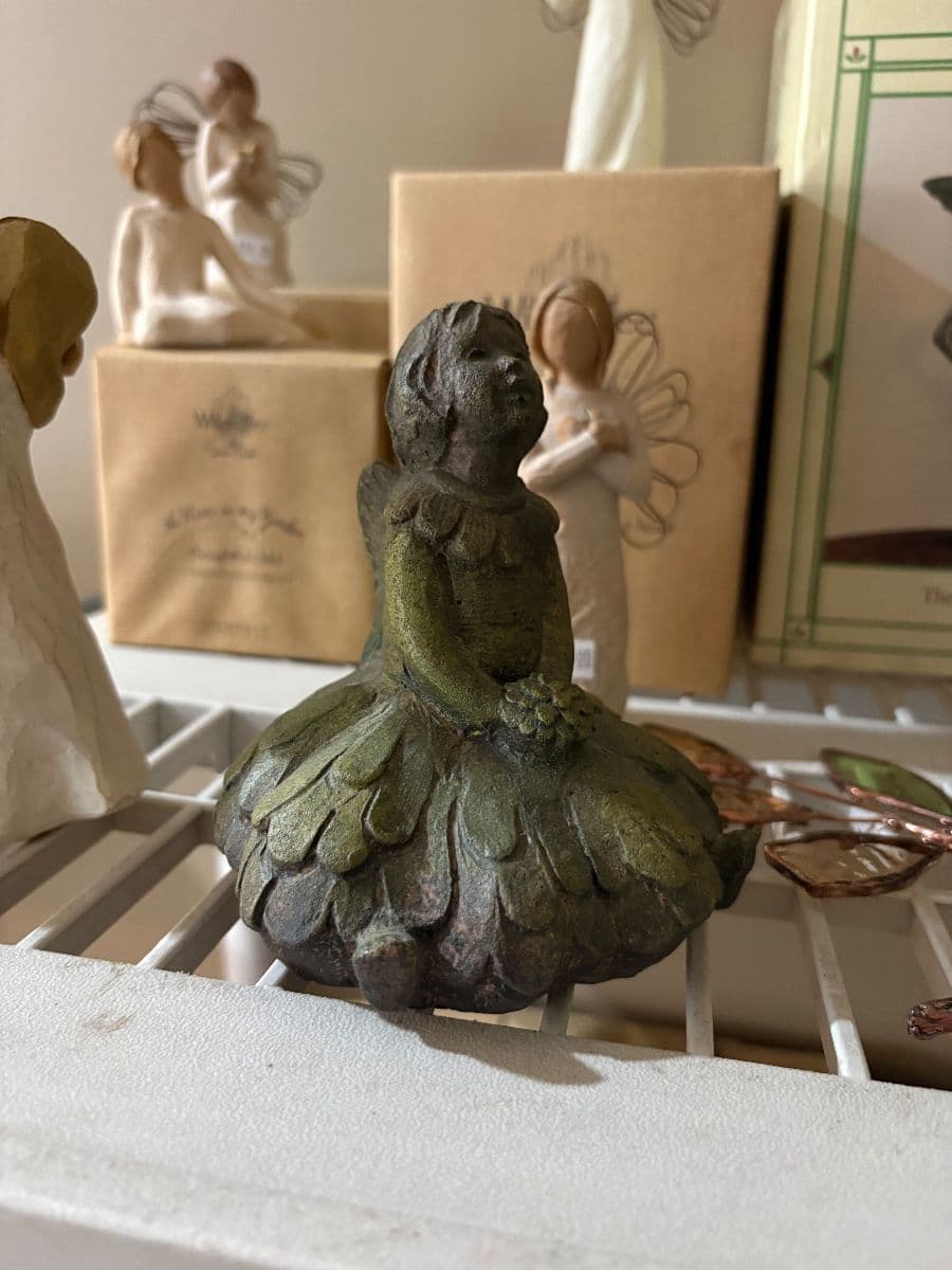 Salvaged by Sonya * Estate Sale * Beautiful Home * Farmhouse Furnishings * photo 9