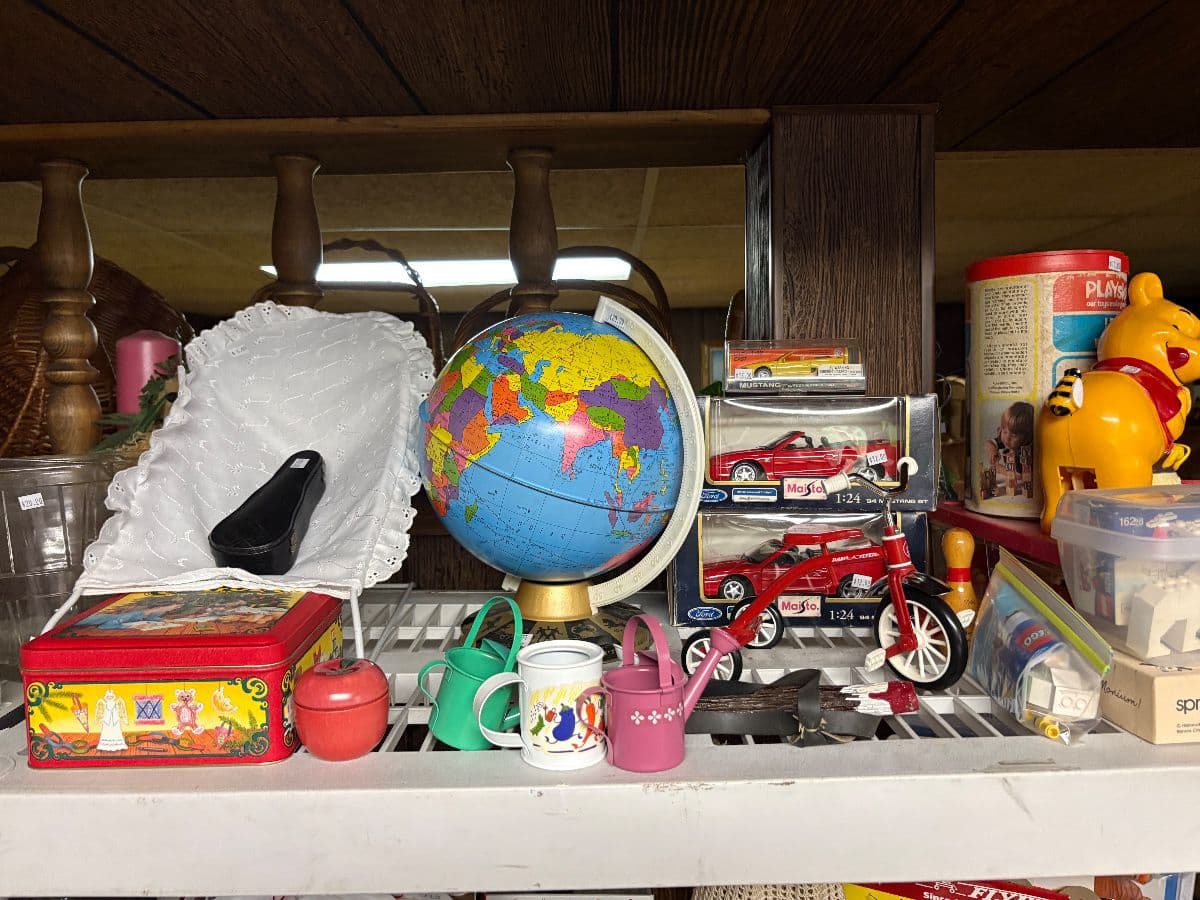 Salvaged by Sonya * Estate Sale * 4 Days * Decades of Collecting Treasures * Grand Sale photo 9