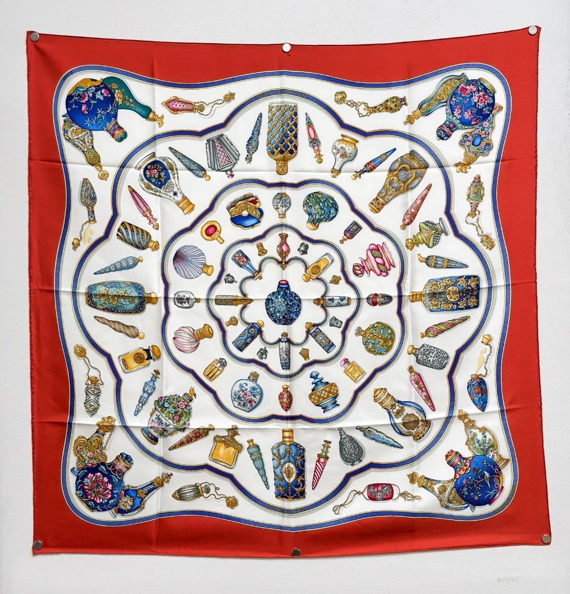Elegant Art, Fashion & Traditional Furnishings Kansas City Estate Sale | Louis Vuitton, Gucci, Prada photo 7