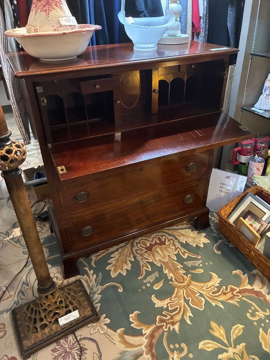 More Than 800 Items To See This Week! Wow! photo 3