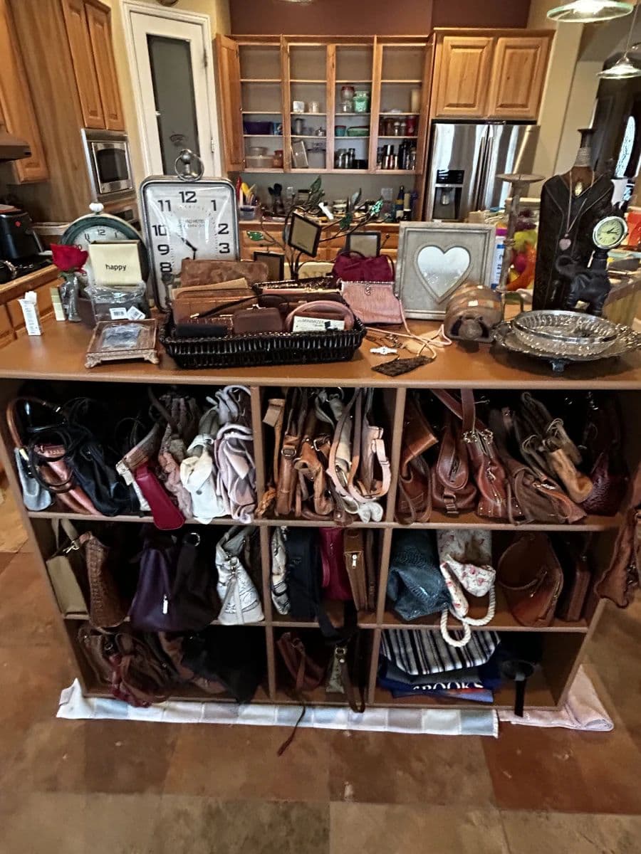 Two-Day Estate Sale in Phoenix - Furniture, Tools & Fashion Finds photo 7
