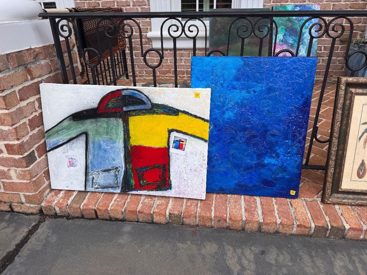 Another Outstanding Garage Sale! photo 5