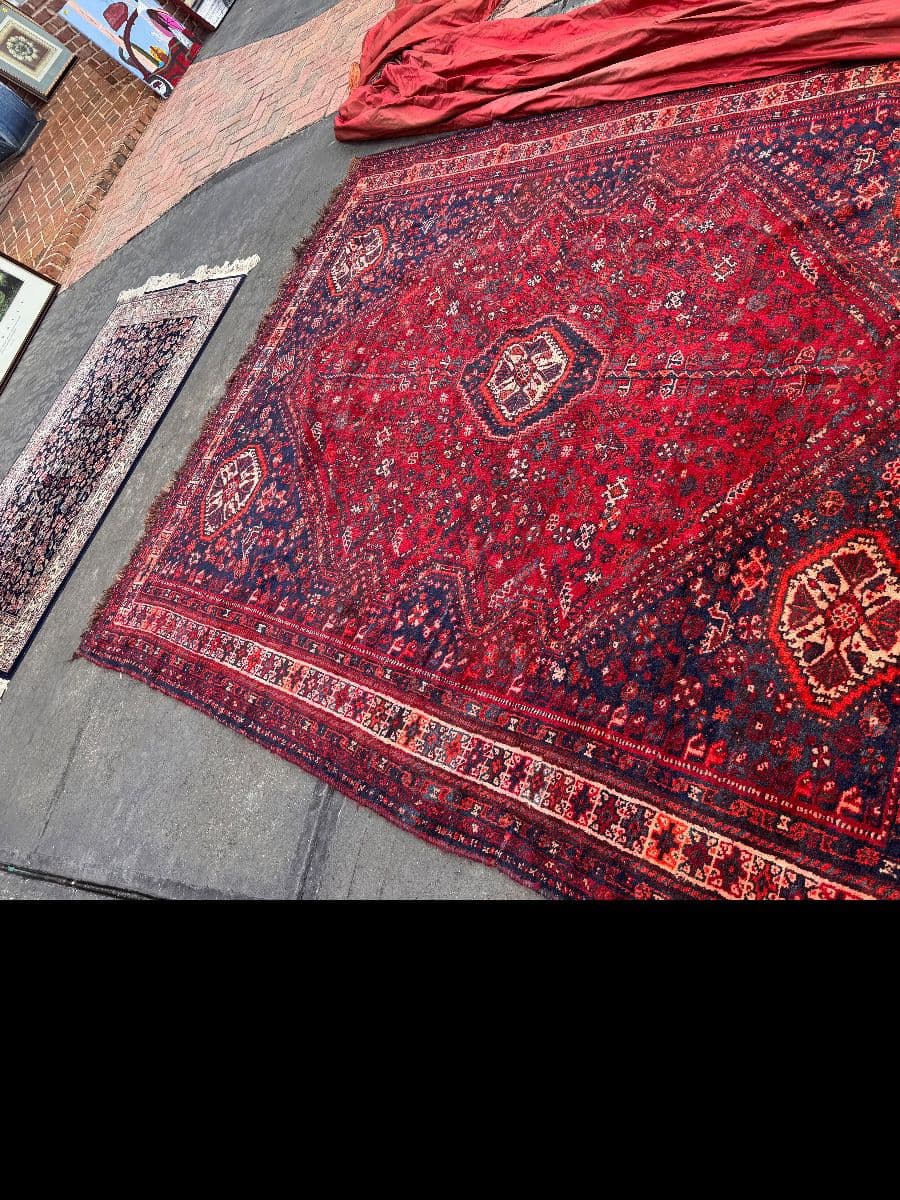 Another Outstanding Garage Sale! photo 1