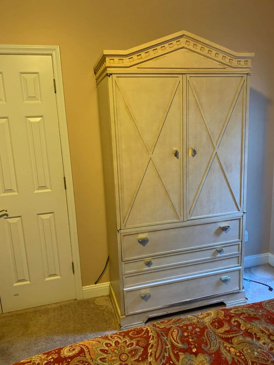 Estate Sale photo 9