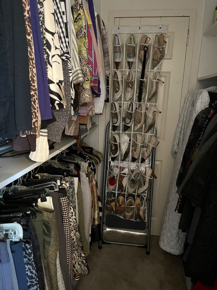 Moving sales photo 8