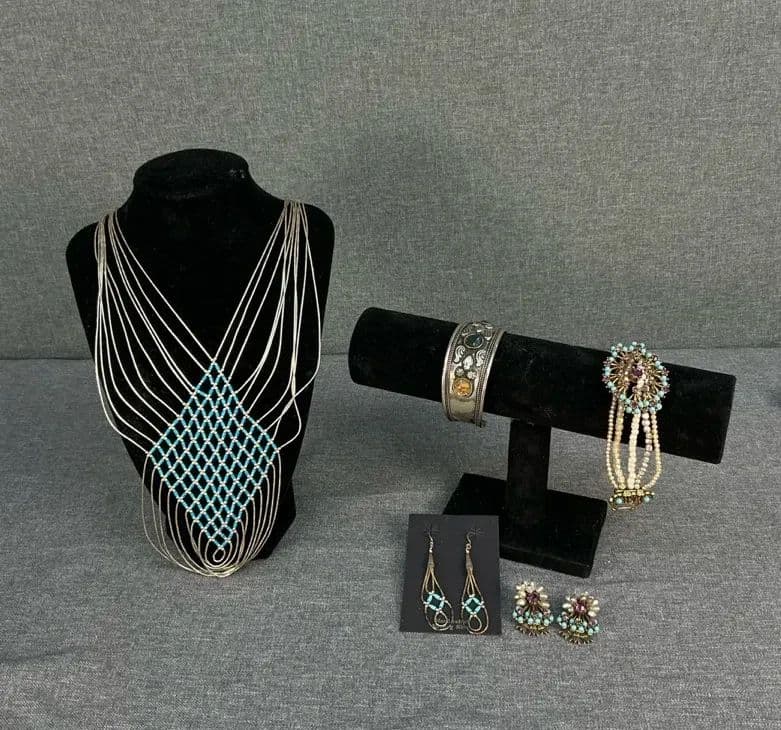 Modern Luxe: Sterling Silver, Designer Fashion, Fine Jewelry, Art, Golf & More photo 8