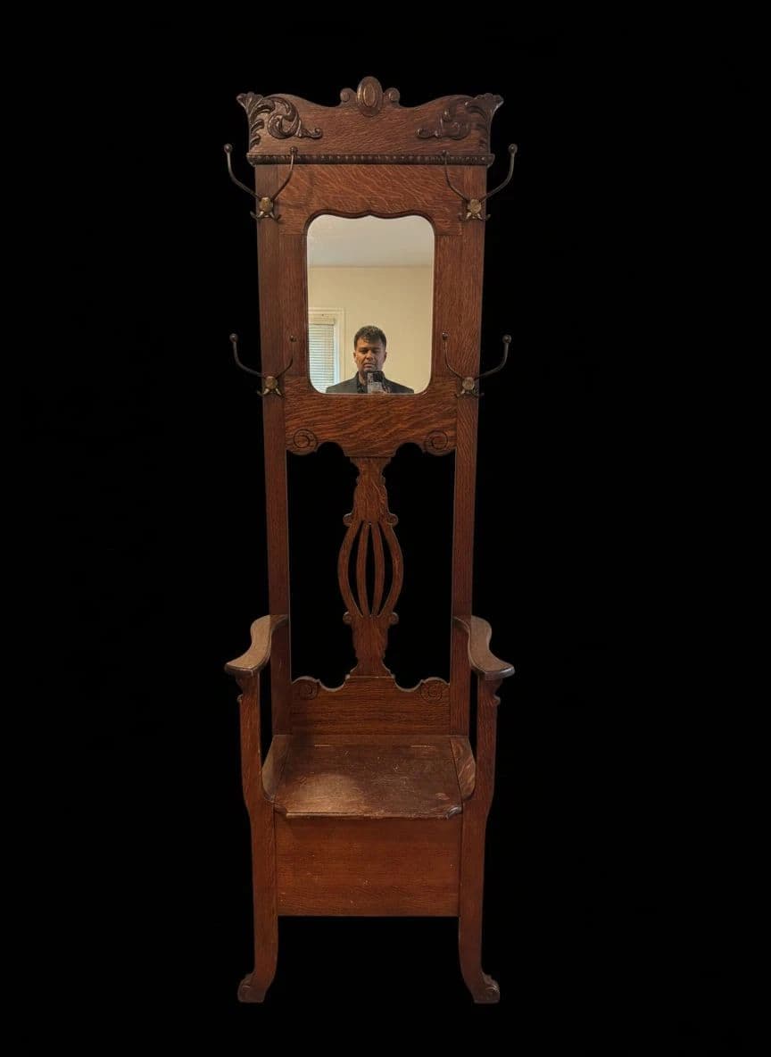Home in DC with great antiques and vintage finds photo 9