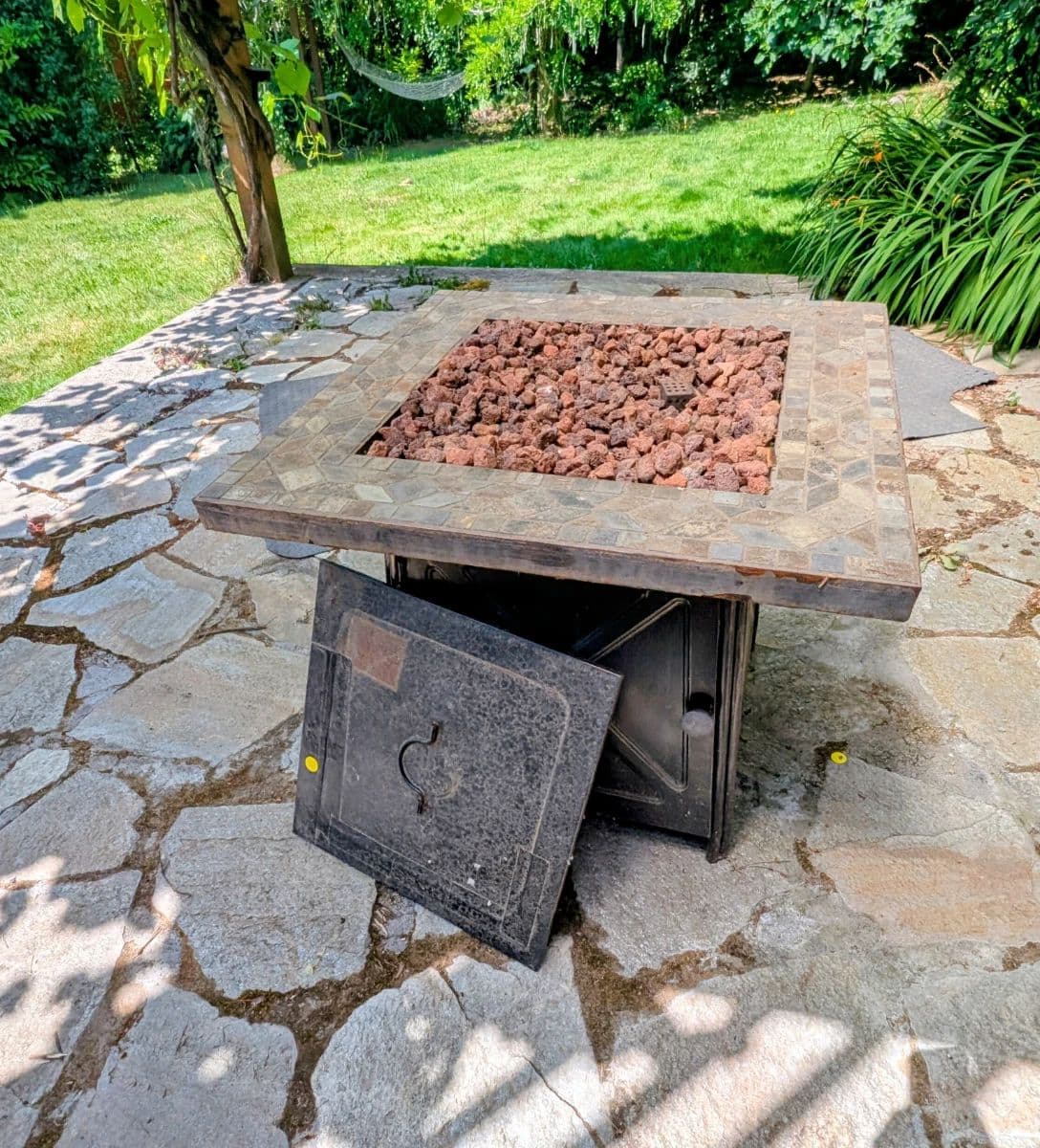 From Patio to Pearls: An Estate Full of Finds photo 4