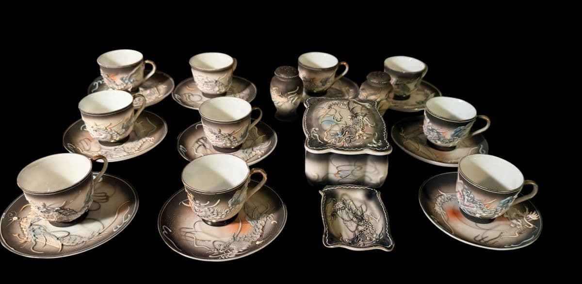 An Antique Collectors Dream Estate Sale photo 7