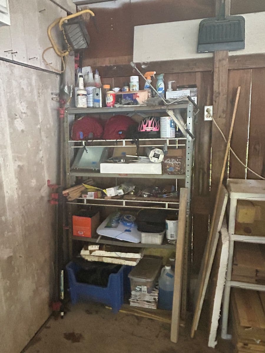 HUGE Moving sale- 2 households TOOLS! TOOLS! Do not park on hwy right of way. photo 4