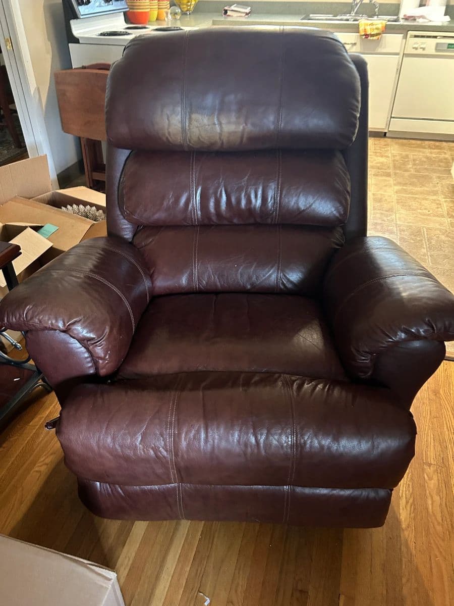 Grasons of Nashville - Collector's Home - Crystal, Art, Furniture & Hidden Treasures! photo 2