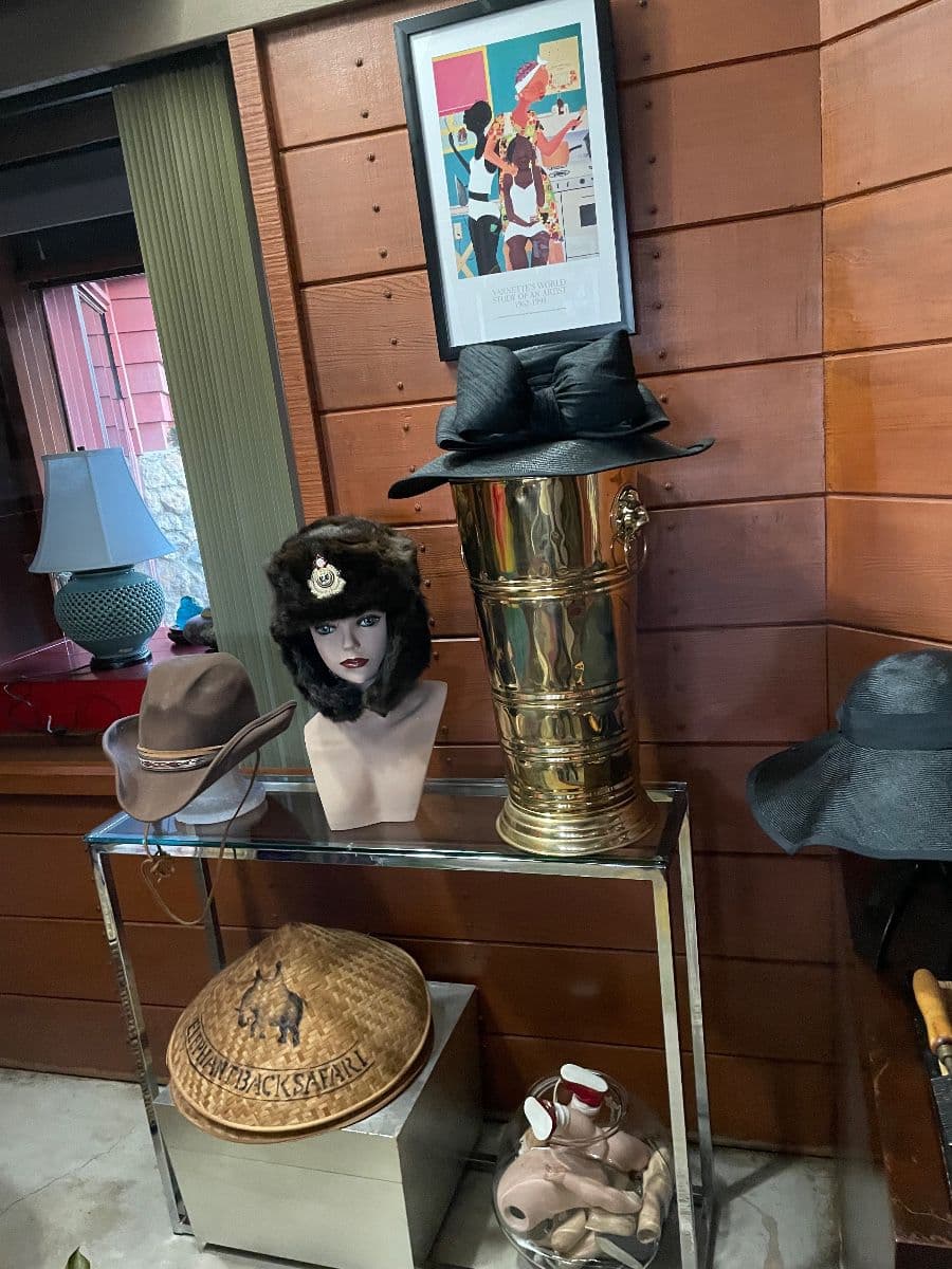 Don Luis Drive Estate Sale photo 7