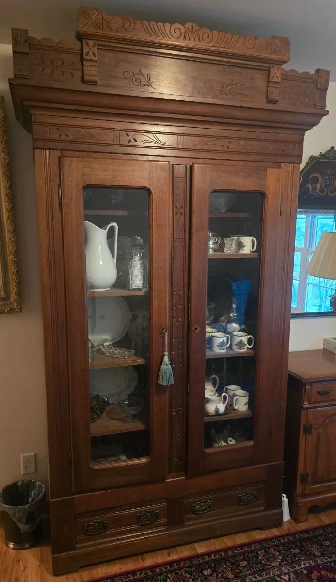 Fares Family Trust Estate Sale photo 1