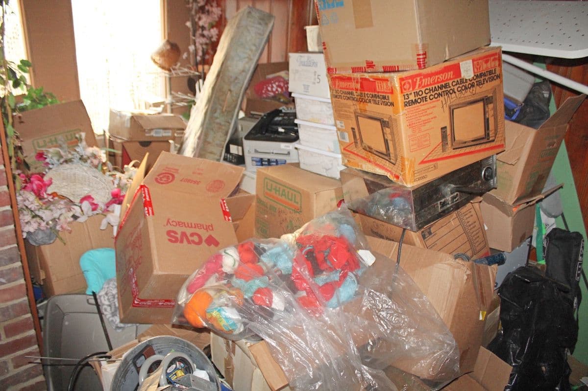 TREASURE HUNT ESTATE AUCTION photo 11