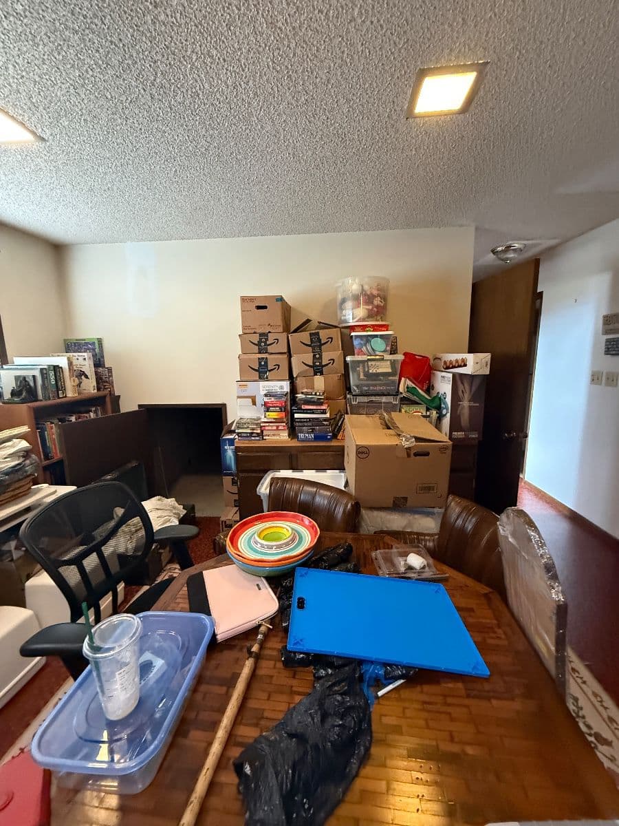 The Rusty Trunk LLC opens to " Irish Shopper" Estate Sale photo 2