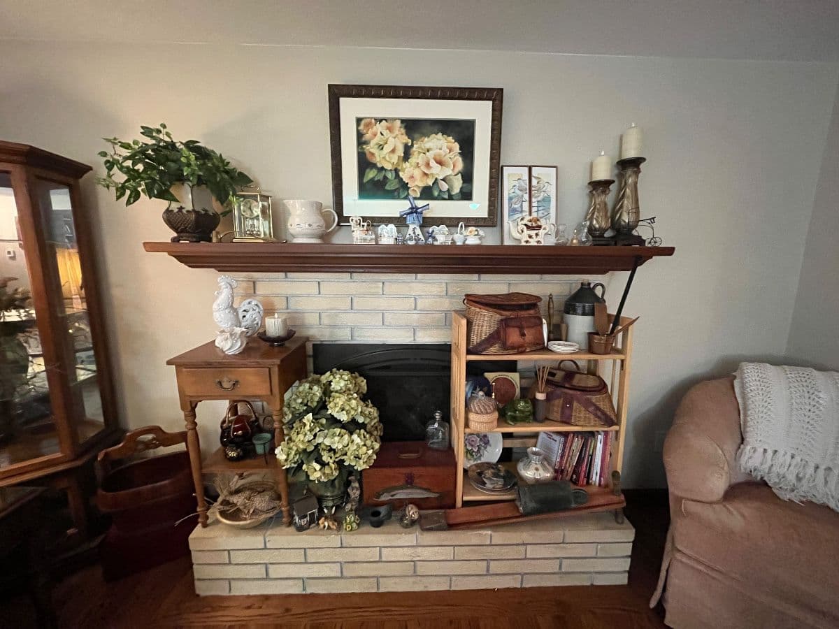 The Rusty Trunk LLC opens to " Irish Shopper" Estate Sale photo 2