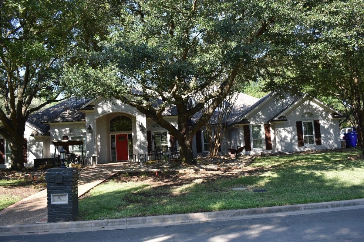 Blue Moon Estate Sale in Bouldin Creek photo 12