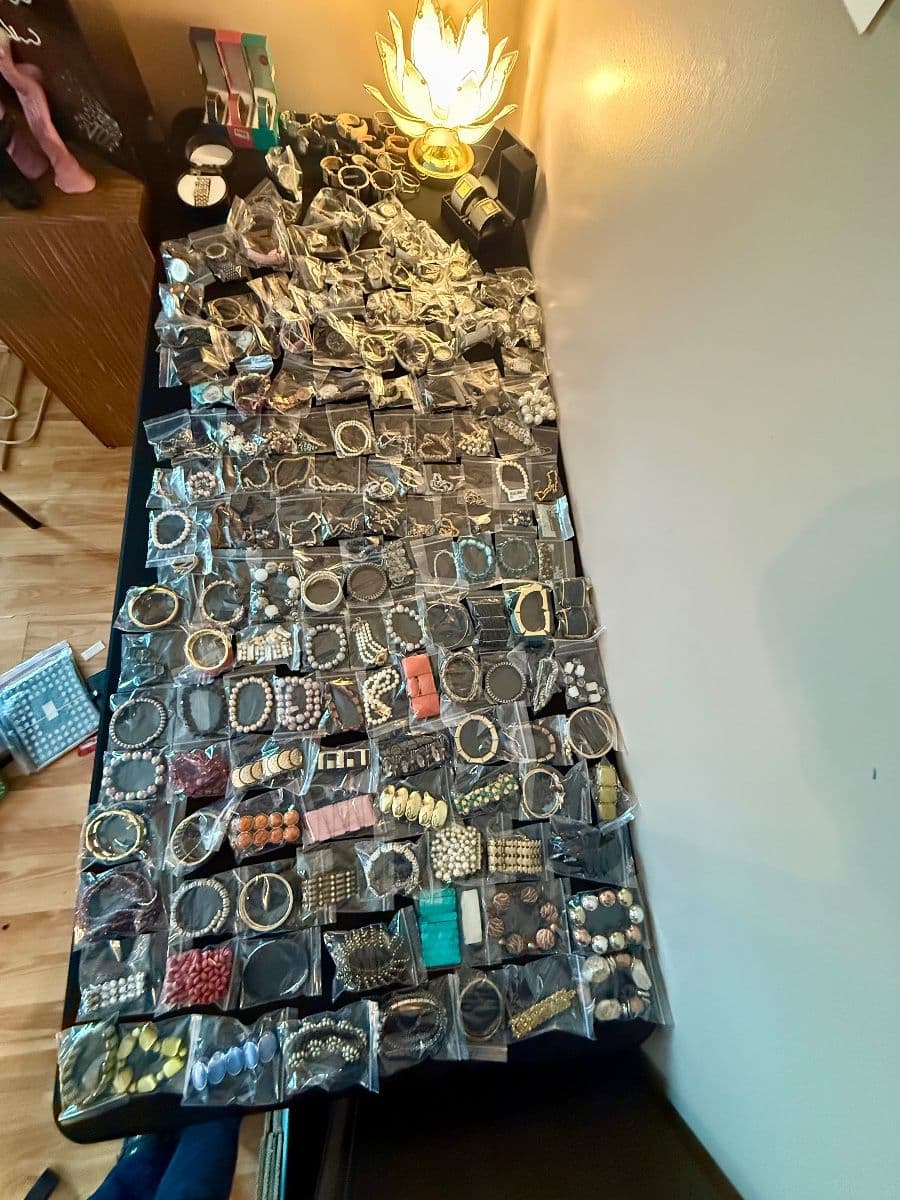 Mulberry Way Estate Sale photo 6